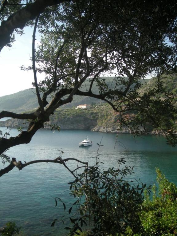 Apartamento Katikies Manis Kardamyli Exterior foto