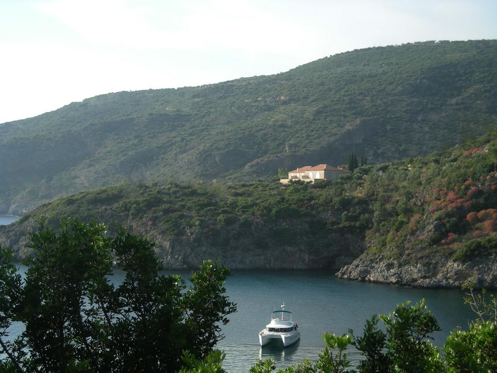 Apartamento Katikies Manis Kardamyli Exterior foto